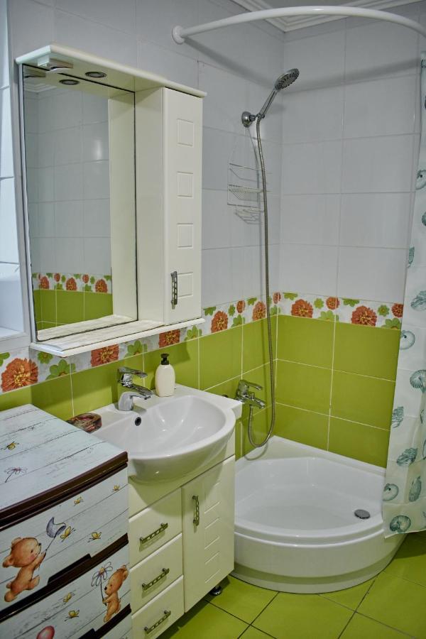 Vacation Home Lubov Kamjanets-Podilskyi Eksteriør billede